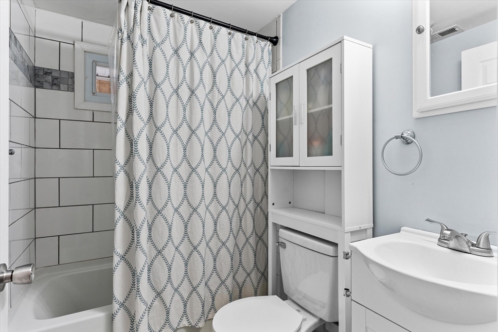 7 Jane Road Methuen, MA 01844 - Photo 19 of 32 Gallery Image 19