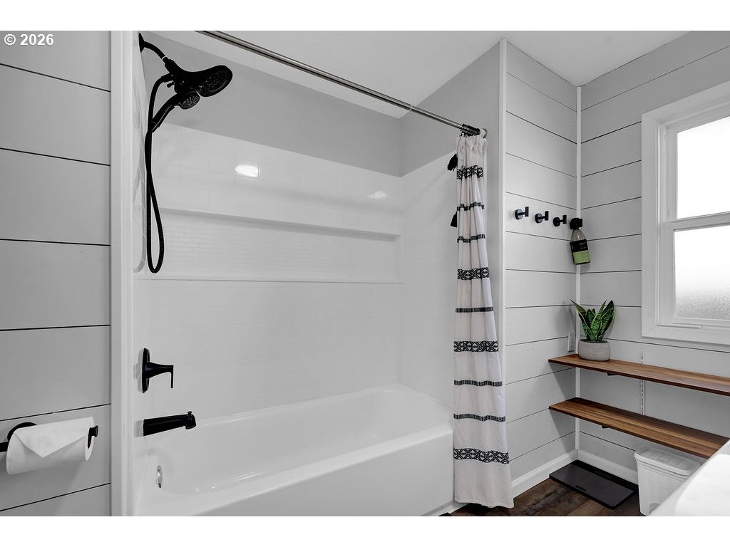 1355 Juniper Street Junction City, OR 97448 - Photo 29 of 45 a bathroom with a bathtub shower sink vanity and a toilet