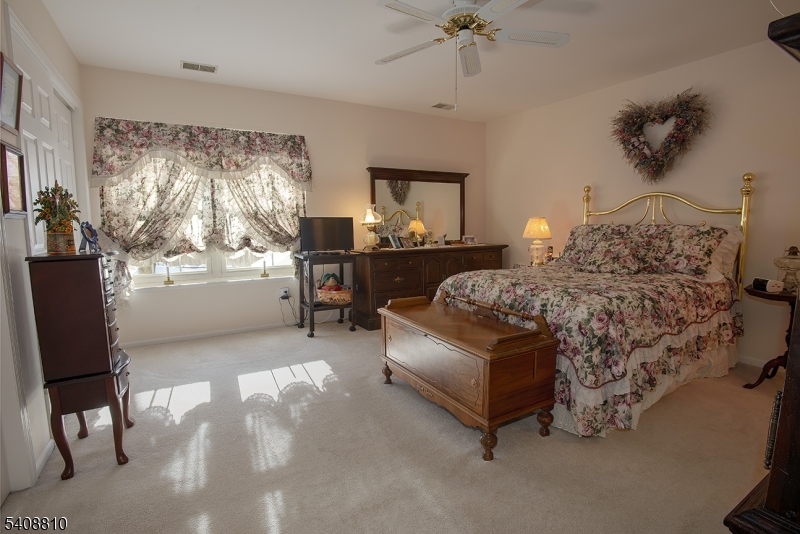 28 Peregrine Point Newton, NJ 07860 - Photo 10 of 14