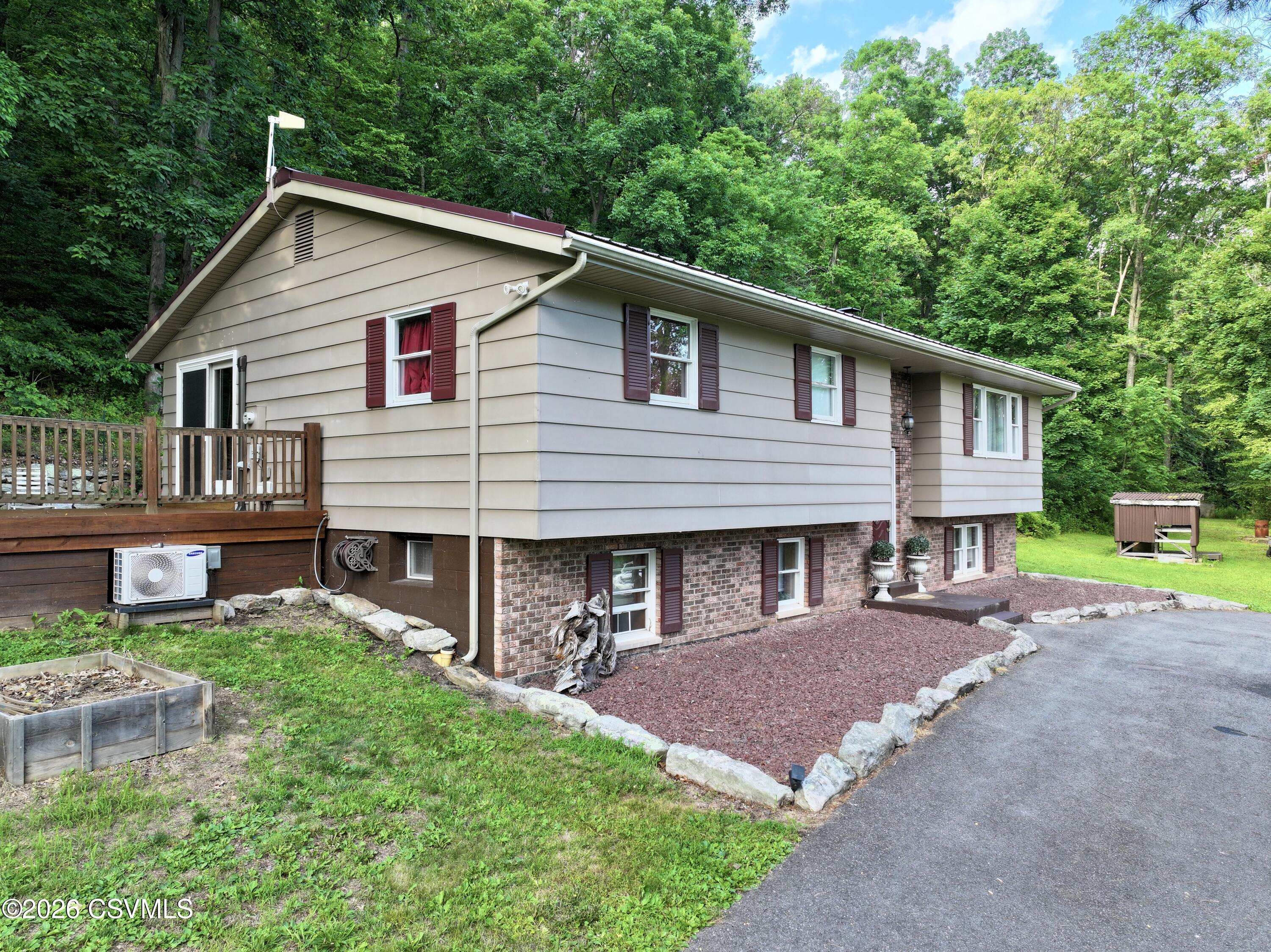 3101 Upper Road Shamokin, PA 17872 - Photo 13 of 53