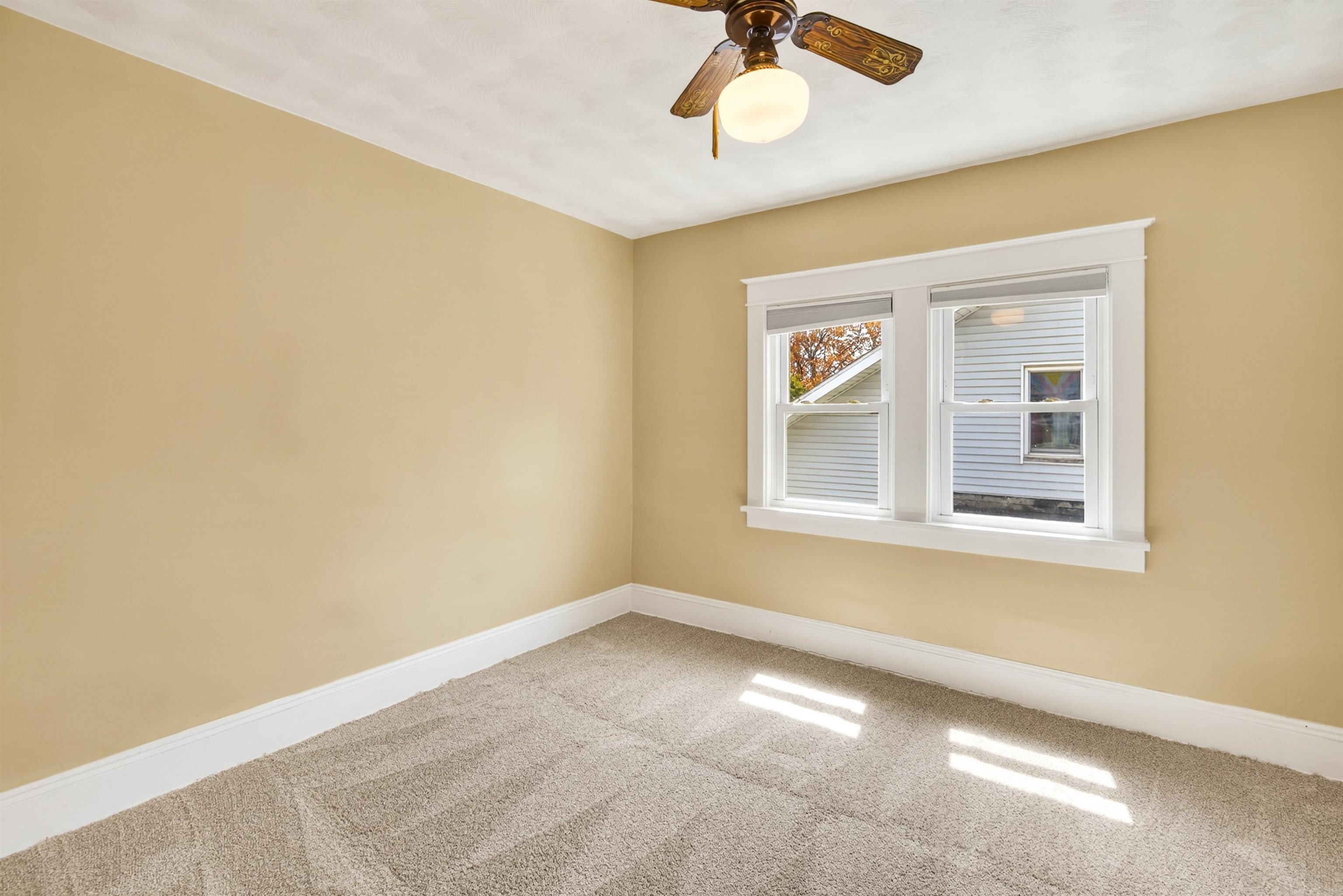 355 Oak Street Menasha, WI 54952 - Photo 26 of 49