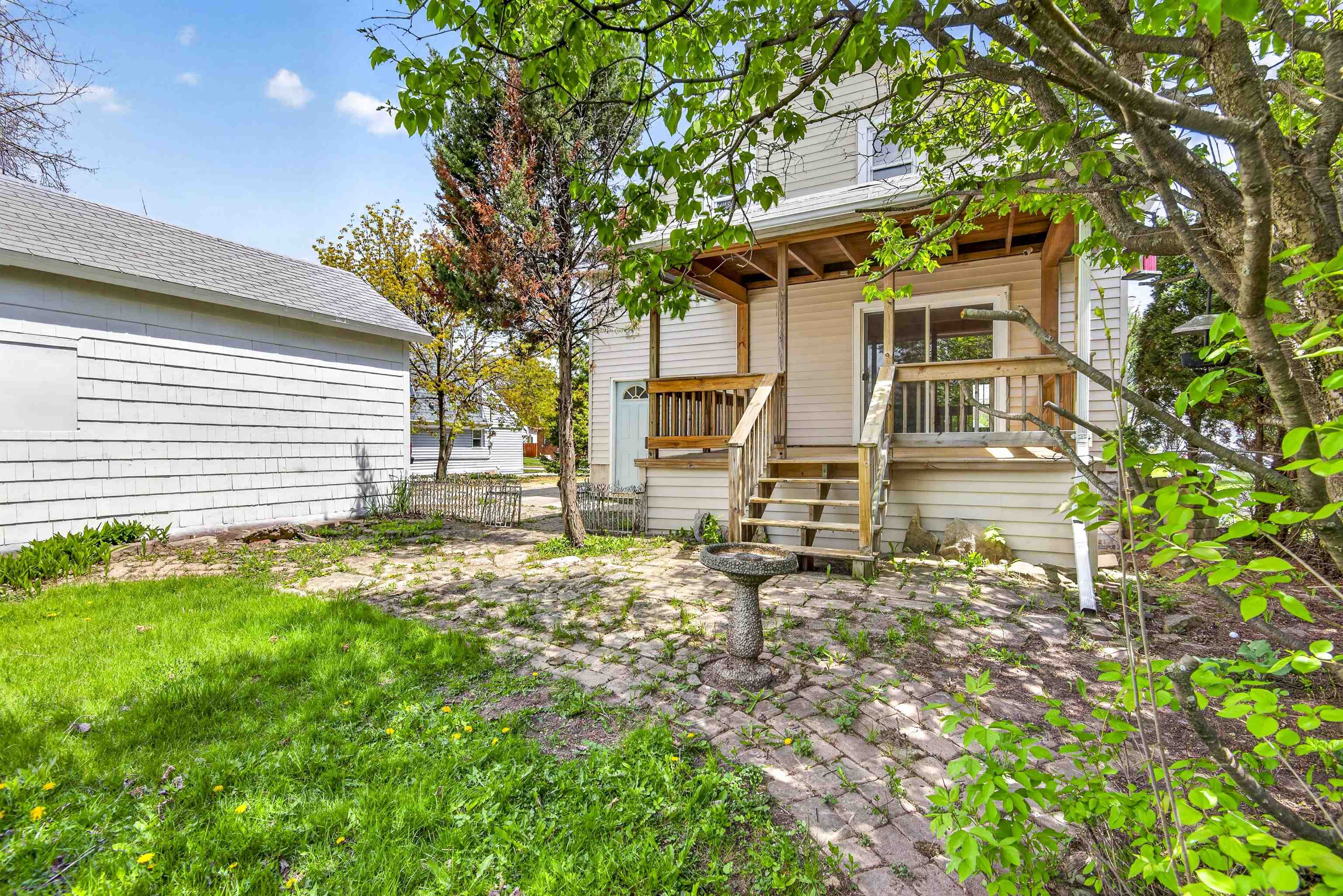 355 Oak Street Menasha, WI 54952 - Photo 40 of 49