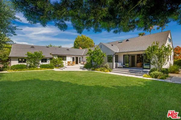 $6,749,000 | 14903 Pampas Ricas Boulevard, Pacific Palisades, CA 90272