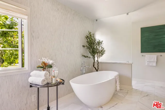 $6,999,000 | 14903 Pampas Ricas Boulevard, Pacific Palisades, CA 90272