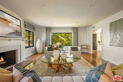 $6,999,000 | 14903 Pampas Ricas Boulevard, Pacific Palisades, CA 90272