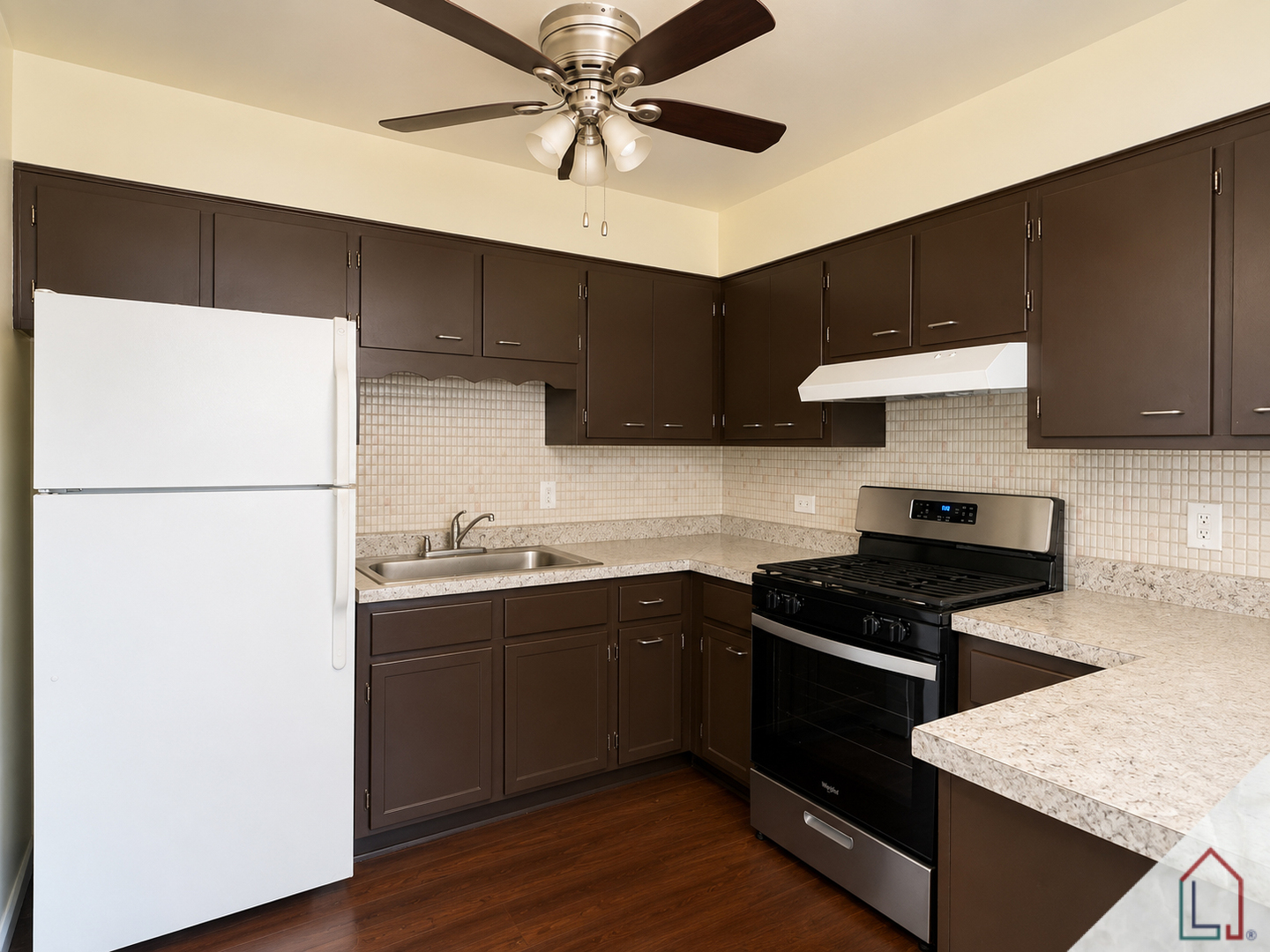 18213 Morgan Avenue, Unit 1N Homewood, IL 60430 - Photo 3 of 9