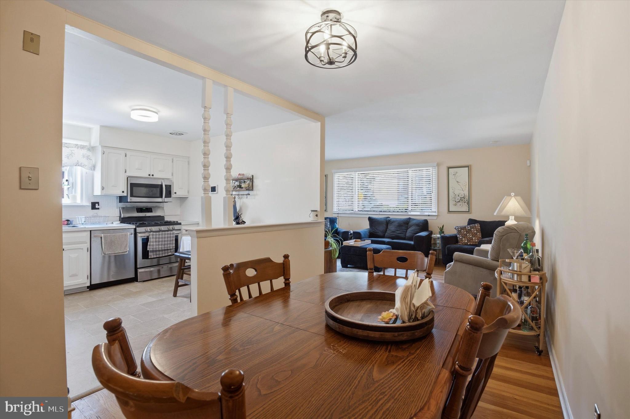 748 Hill Road Philadelphia, PA 19128 - Photo 7 of 28 Gallery Image 7