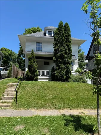 $154,900 | 10 Selye Terrace, Rochester, NY 14613