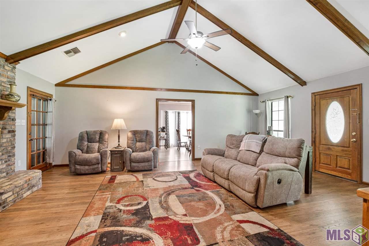 36801 Reinninger Road Denham Springs, LA 70706 - Photo 3 of 13
