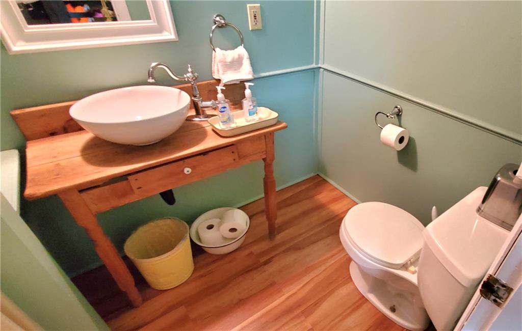 484 Old Farm Road Pittsburgh, PA 15228 - Photo 37 of 48 Gallery Image 37