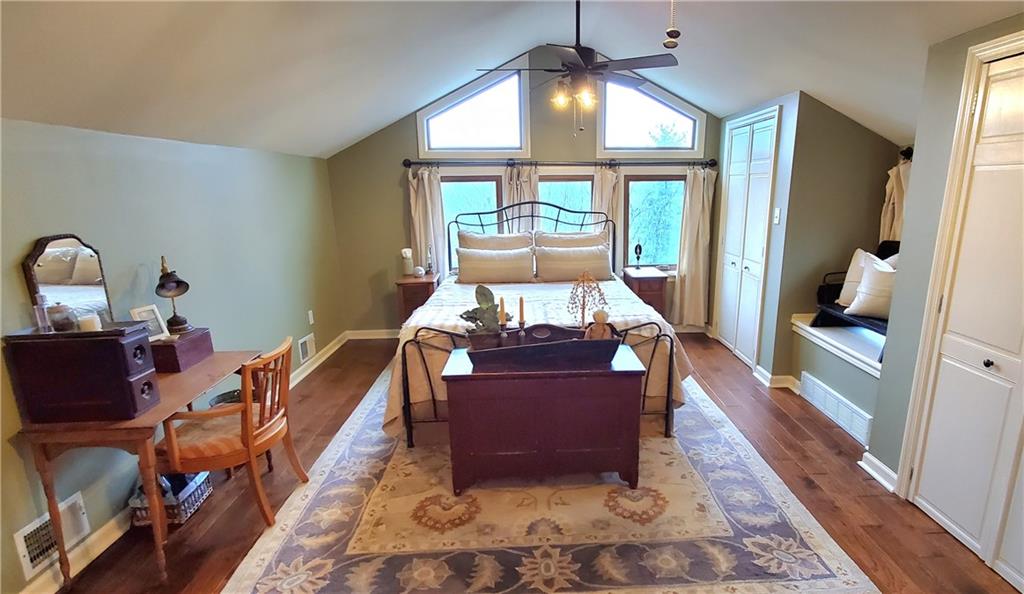 484 Old Farm Road Pittsburgh, PA 15228 - Photo 6 of 48 Gallery Image 6