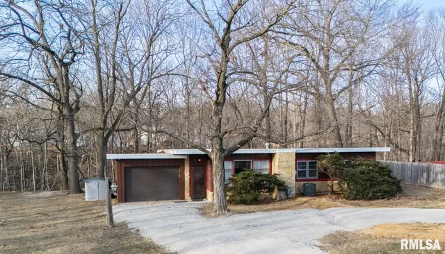 $168,500 | 717 West Brow Court, Peoria, IL 61615