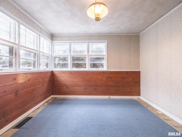 $179,500 | 717 West Brow Court, Peoria, IL 61615