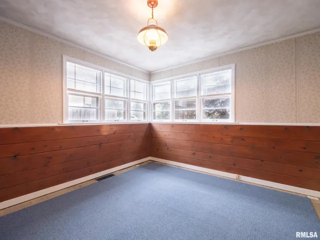 $179,500 | 717 West Brow Court, Peoria, IL 61615