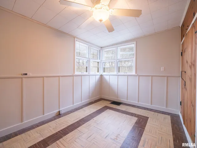 $179,500 | 717 West Brow Court, Peoria, IL 61615