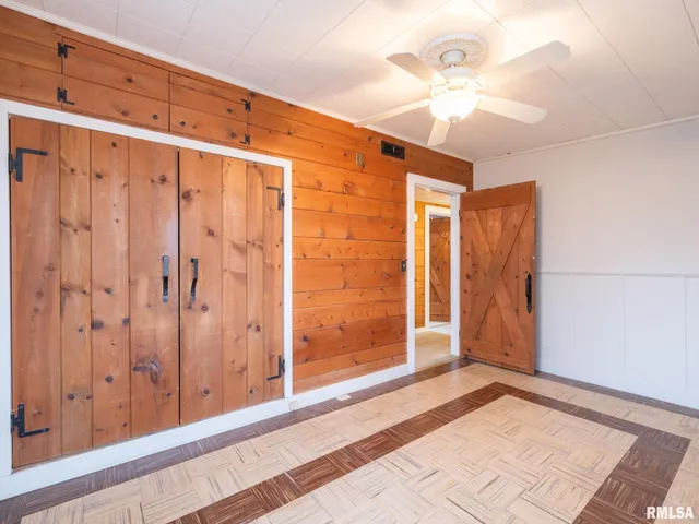 $179,500 | 717 West Brow Court, Peoria, IL 61615