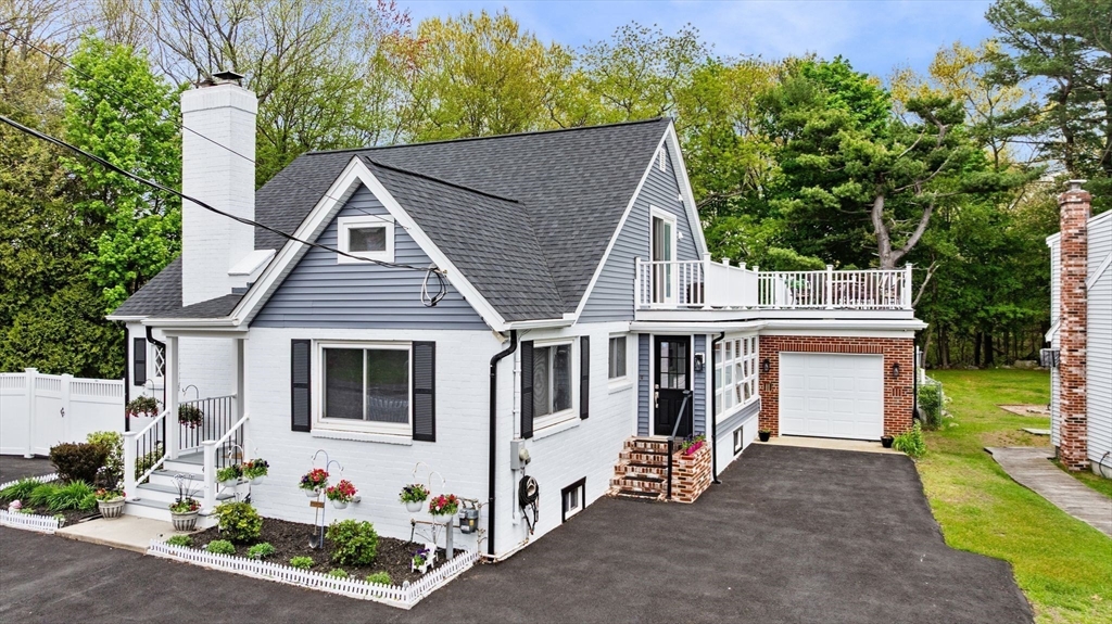 42 Walnut Street Saugus, MA 01906 - Photo 3 of 41