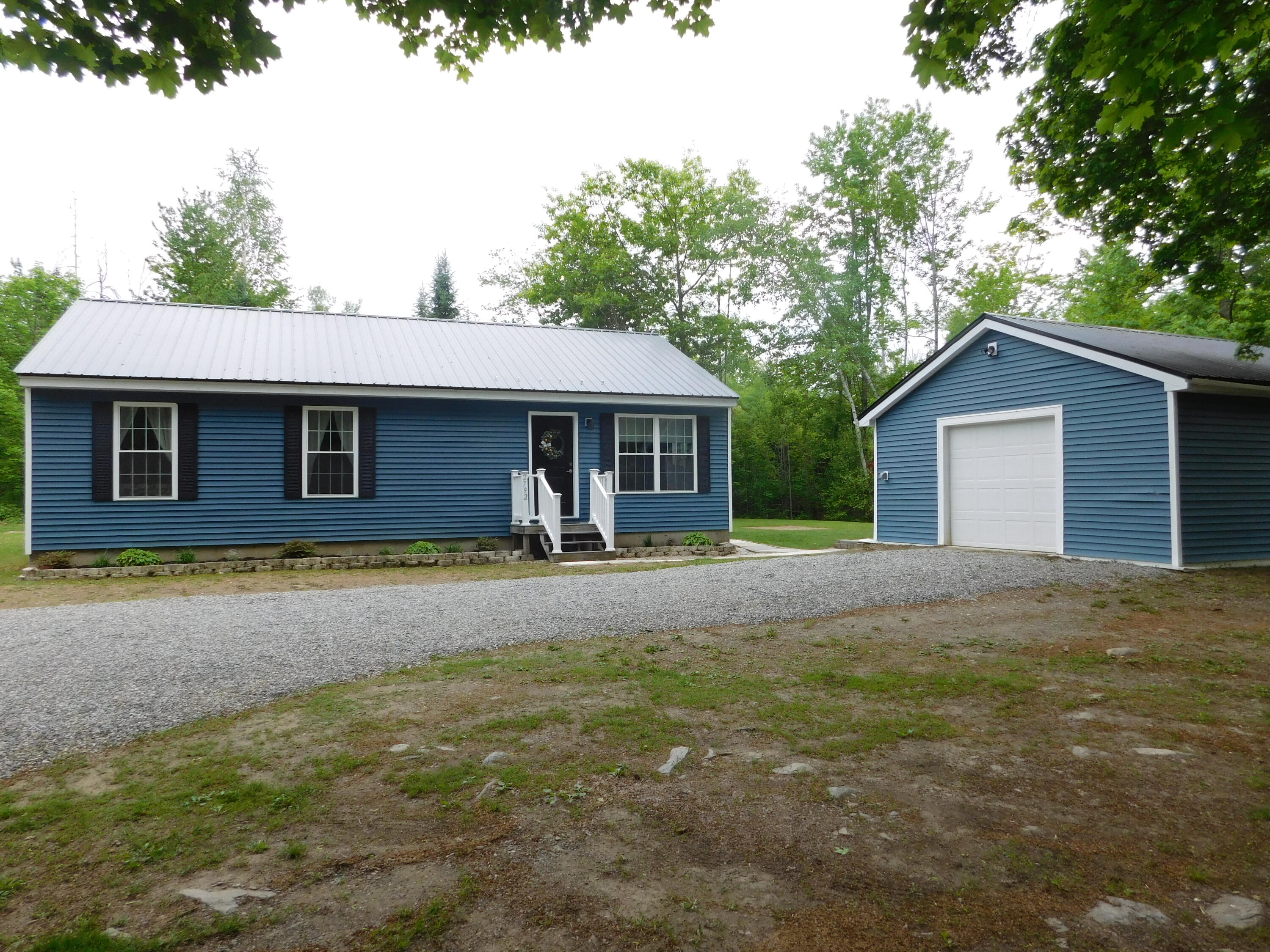 2792 Hudson Road Hudson, ME 04449 - Photo 2 of 120
