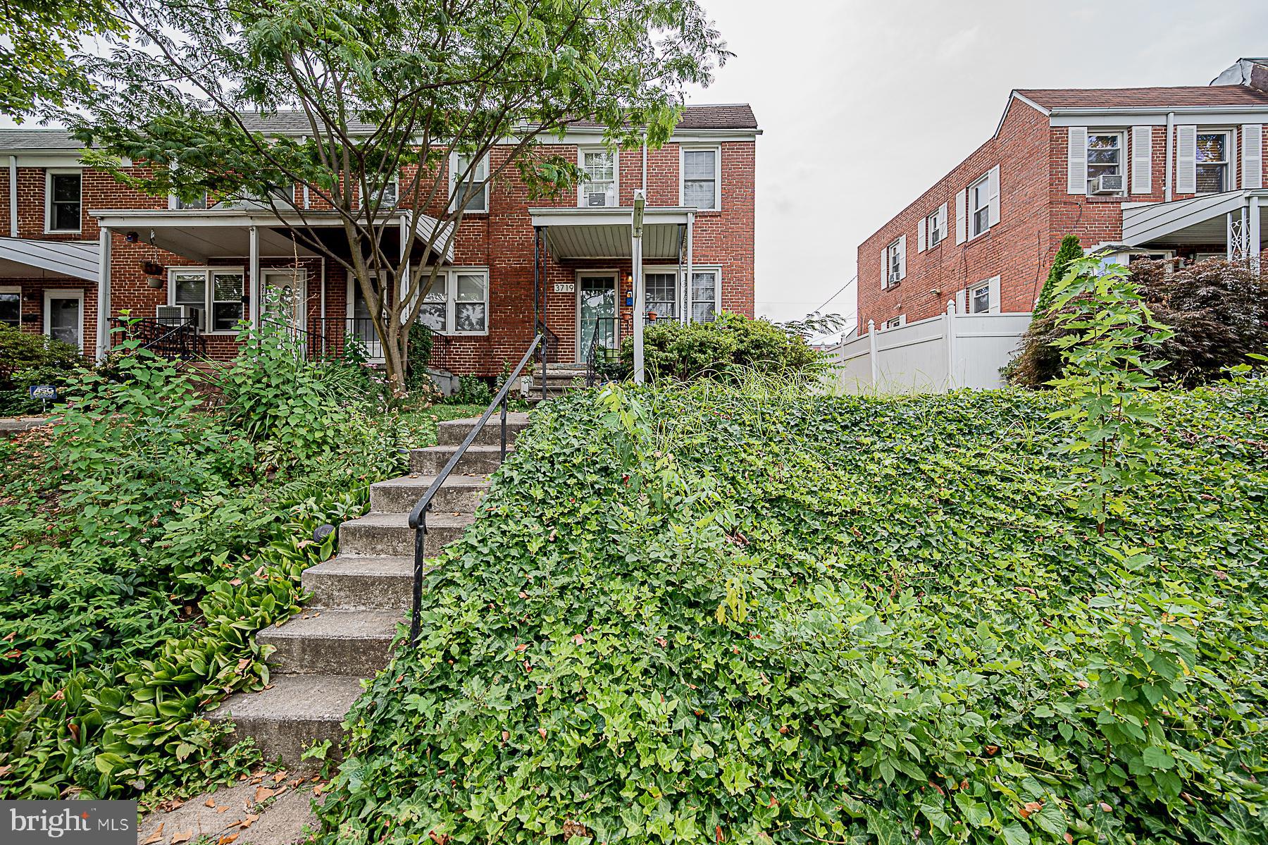 3719 Clarenell Road Baltimore, MD 21229 - Photo 2 of 32 Gallery Image 2