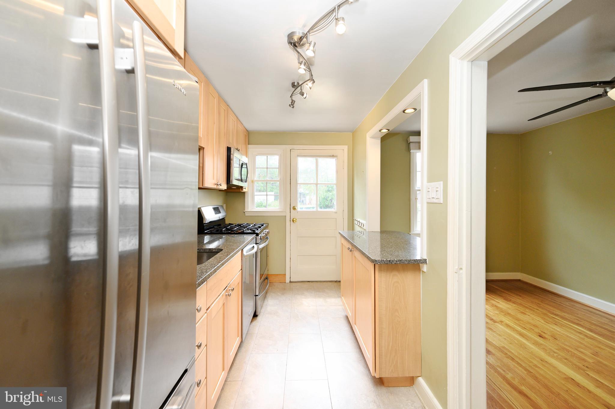 3719 Clarenell Road Baltimore, MD 21229 - Photo 20 of 32 Gallery Image 20