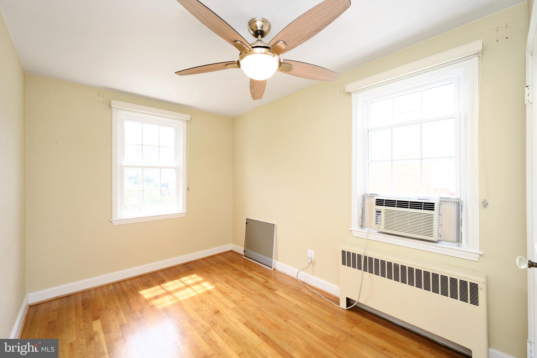 3719 Clarenell Road Baltimore, MD 21229 - Photo 7 of 32 Gallery Image 7