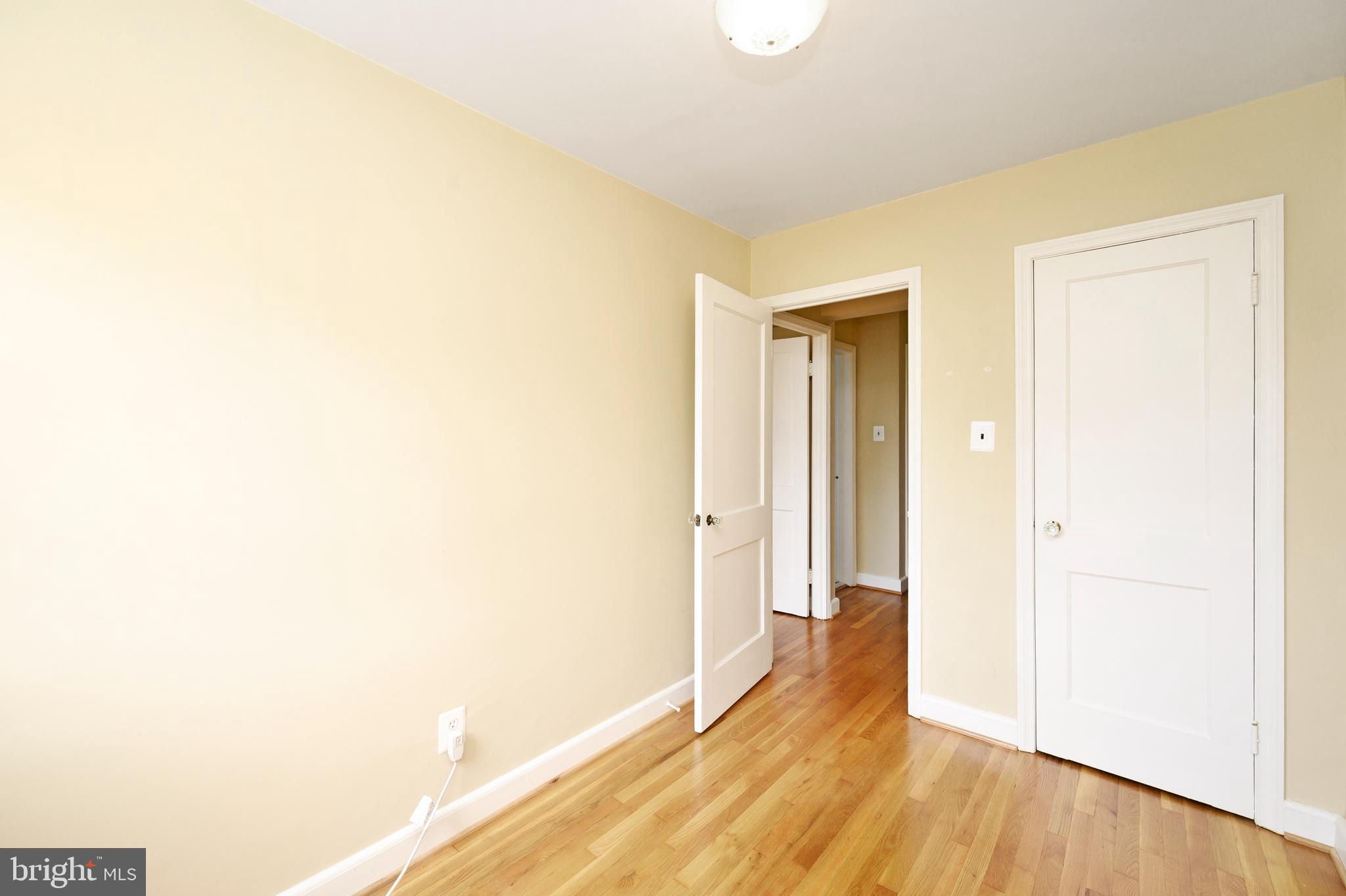 3719 Clarenell Road Baltimore, MD 21229 - Photo 10 of 32 Gallery Image 10