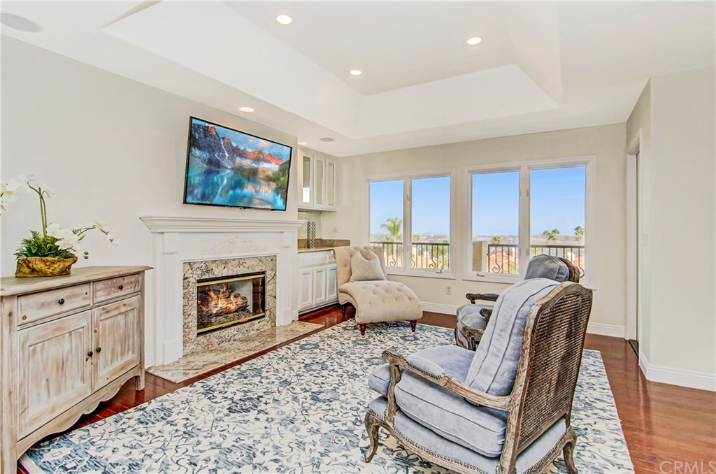 30 Coronado Pointe Laguna Niguel, CA 92677 - Photo 24 of 50 sitting area in master suite