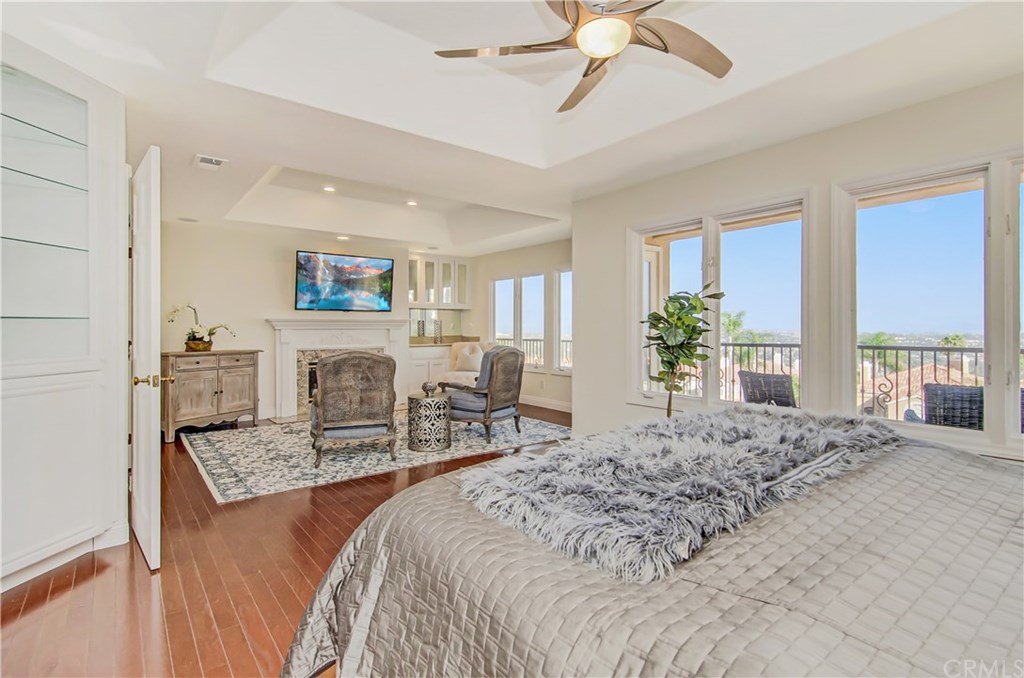 30 Coronado Pointe Laguna Niguel, CA 92677 - Photo 26 of 50 spacious master suite with sitting area
