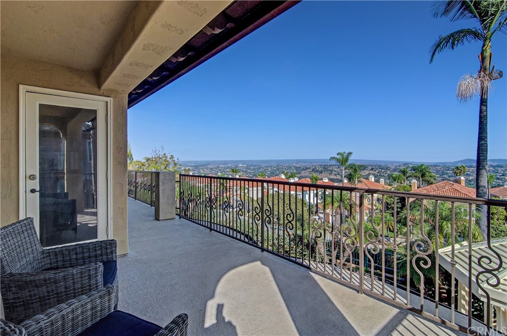 30 Coronado Pointe Laguna Niguel, CA 92677 - Photo 31 of 50 sitting area on expanded deck off of master suite