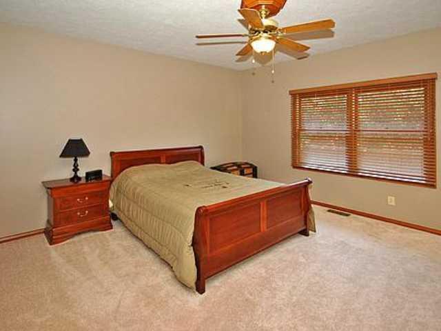 2130 Ridgemere Way Greenwood, IN 46143 - Photo 8 of 12 Gallery Image 8