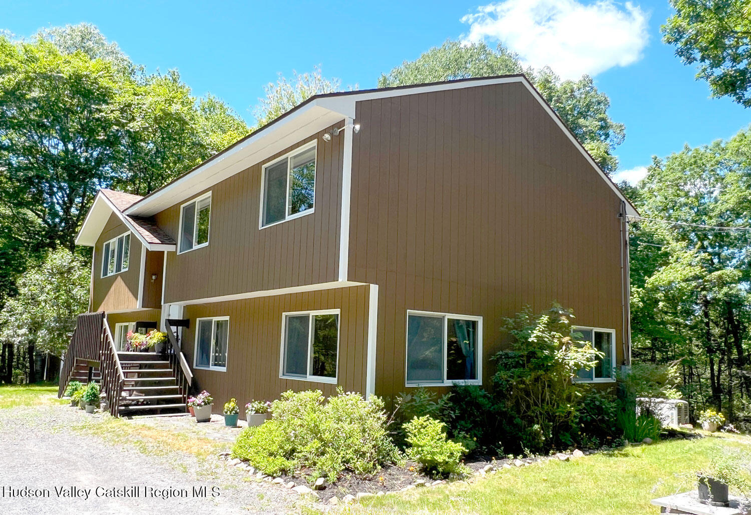170 Macdaniel Road Woodstock, NY 12498 - Photo 31 of 33 a front view of a house with garden