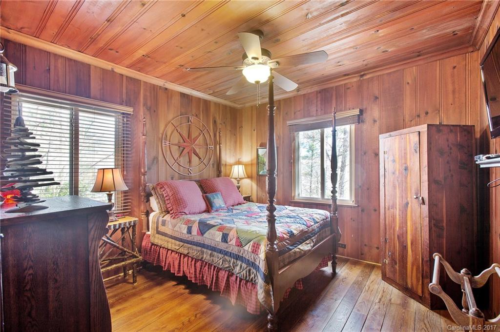 302 Lakeview Road Lake Lure, NC 28746 - Photo 11 of 24 Gallery Image 11