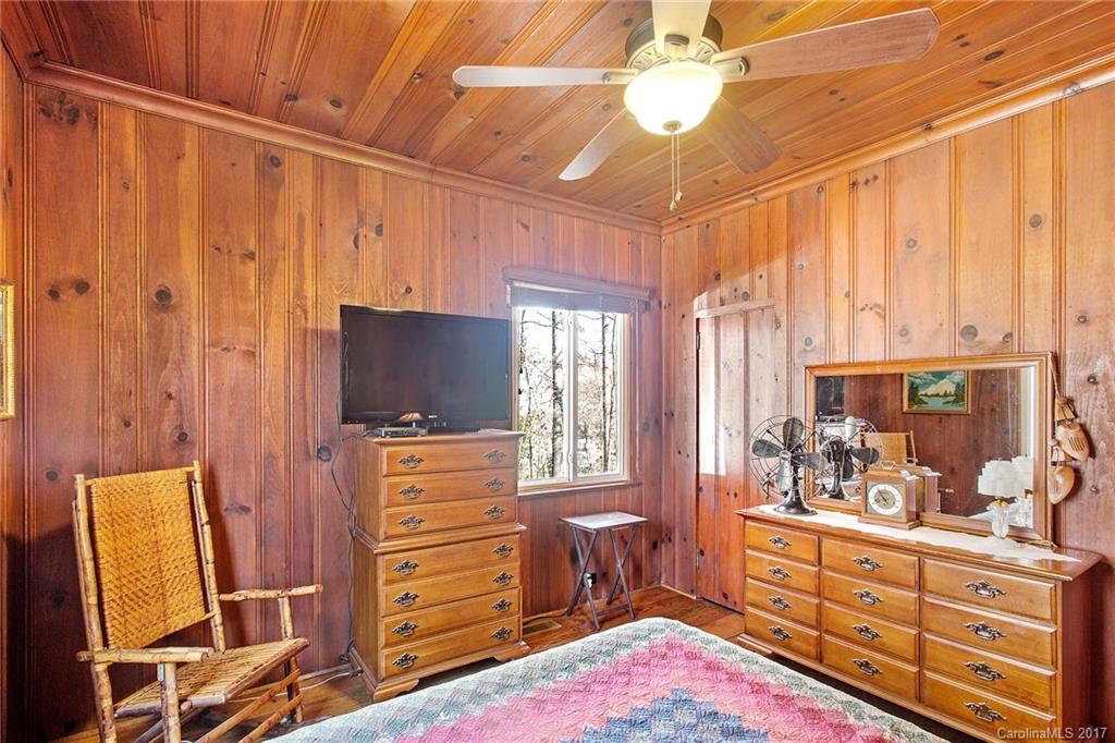 302 Lakeview Road Lake Lure, NC 28746 - Photo 15 of 24 Gallery Image 15