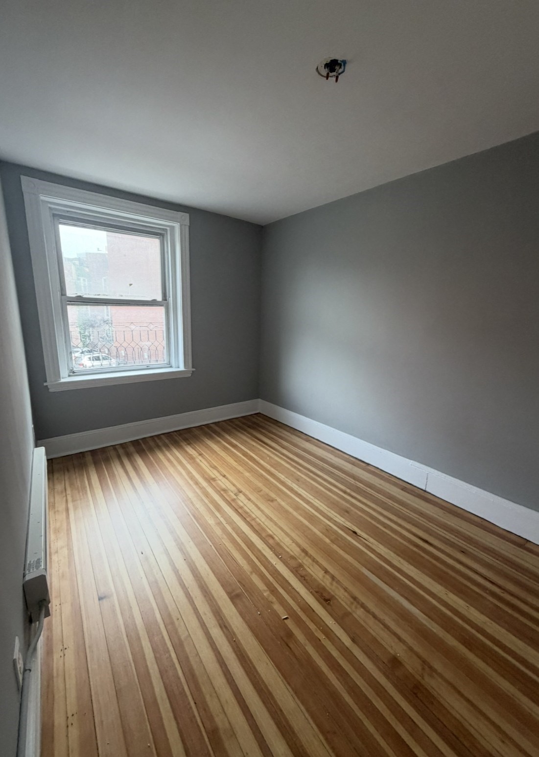 452 Hanover Street, Unit 201 Boston, MA 02113 - Photo 4 of 7 Gallery Image 4