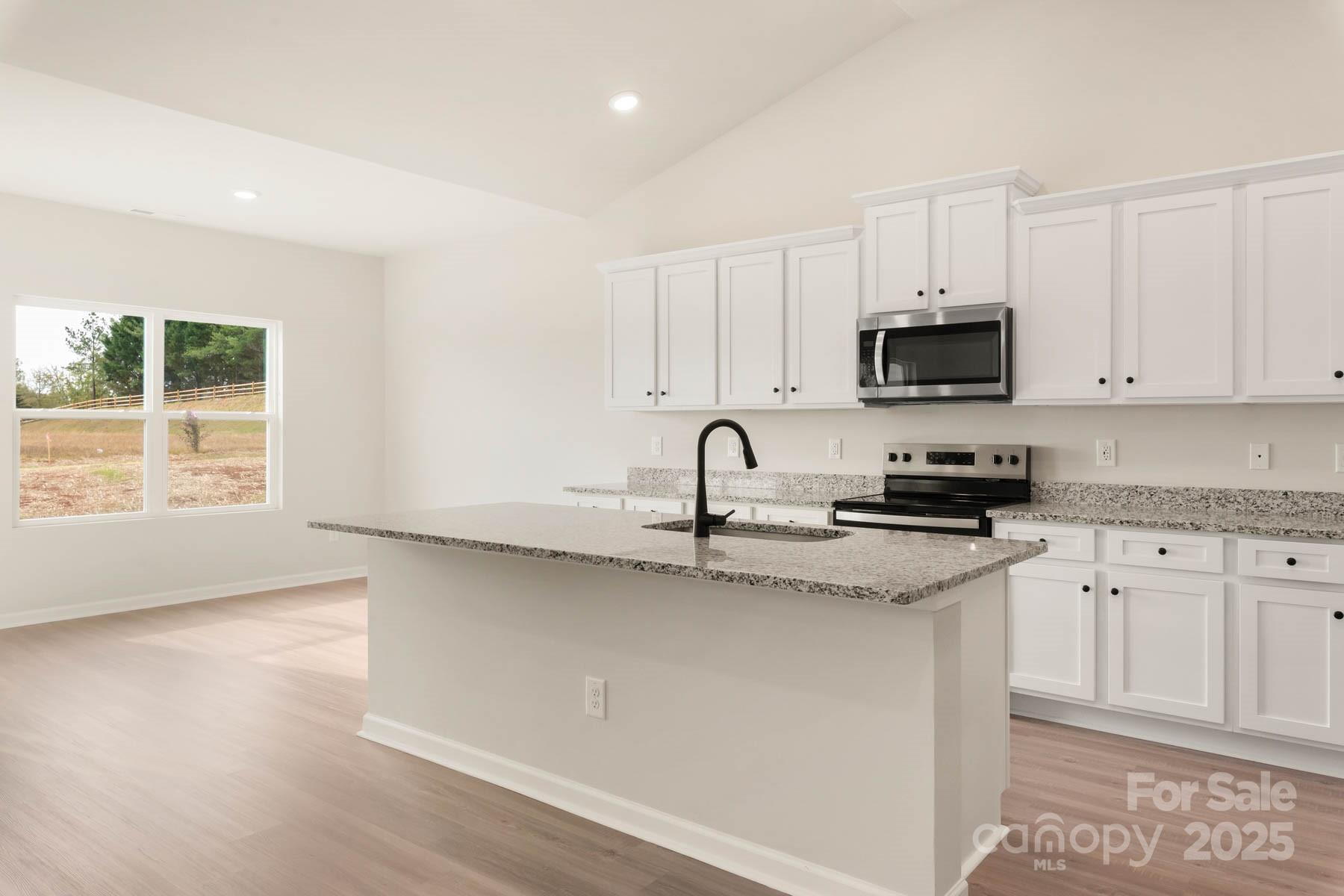 3346 Strong Gastonia, NC 28052 - Photo 4 of 10