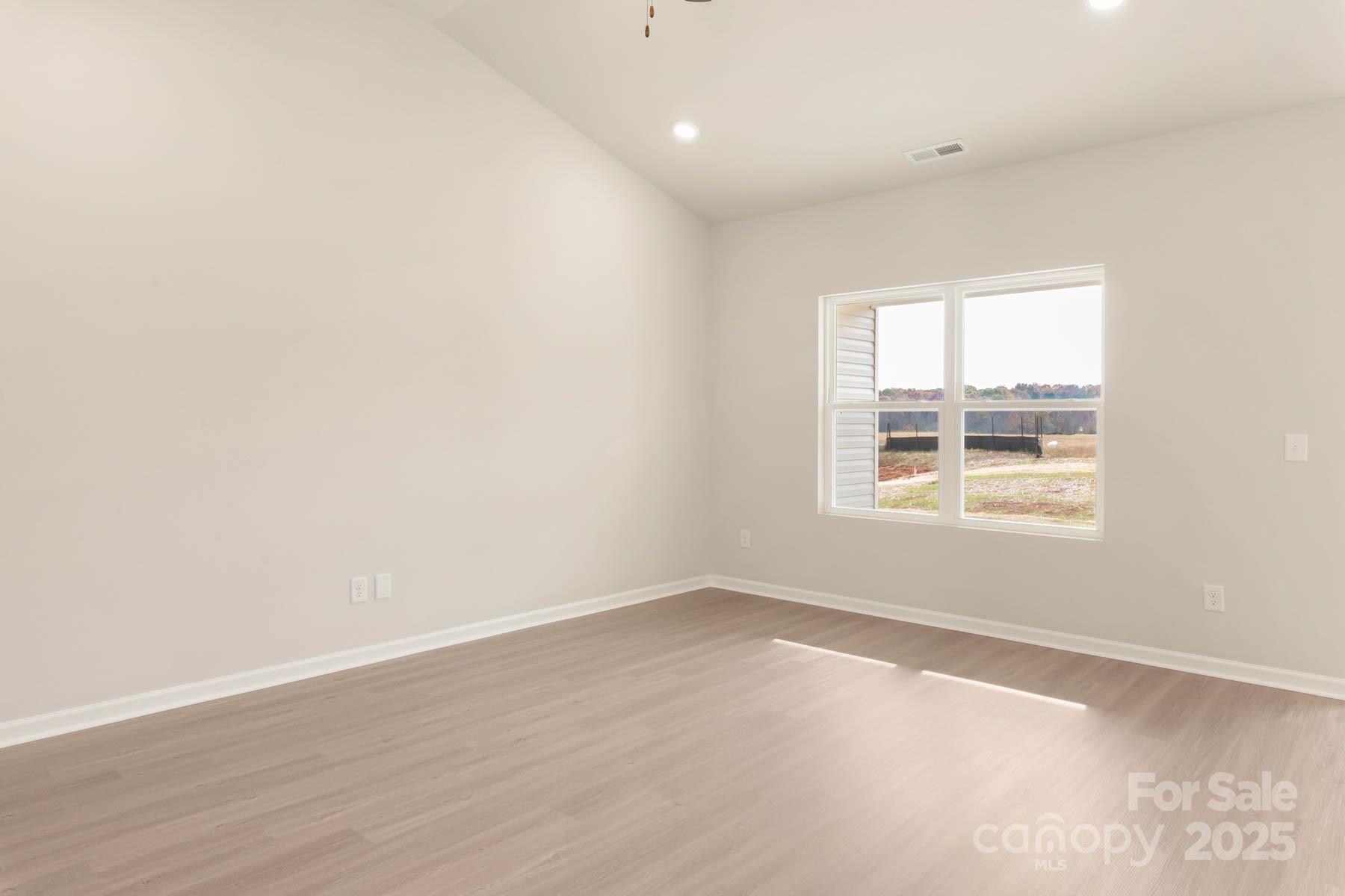 3346 Strong Gastonia, NC 28052 - Photo 6 of 10