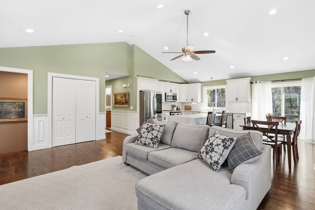 249 Ware Street Palmer, MA 01069 - Photo 13 of 29