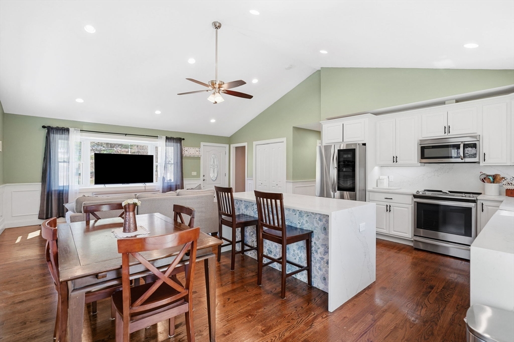 249 Ware Street Palmer, MA 01069 - Photo 3 of 29
