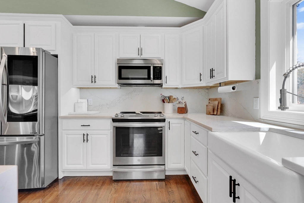 249 Ware Street Palmer, MA 01069 - Photo 6 of 29