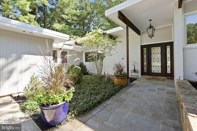 $950,000 | 8203 Pumpkin Seed Court, Baltimore, MD 21208