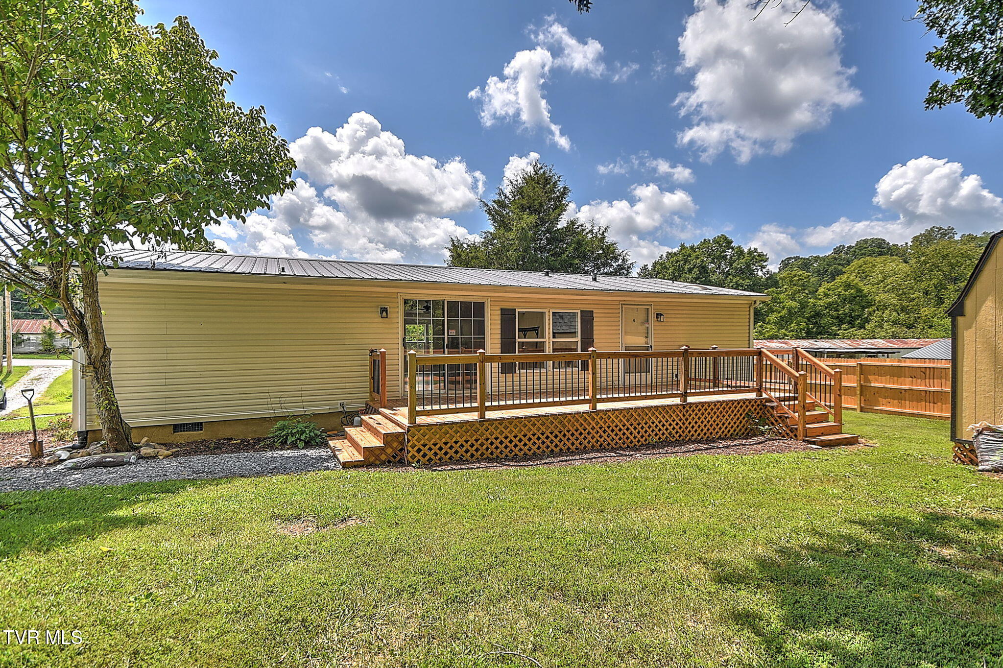 650 Ottway Road Greeneville, TN 37745 - Photo 32 of 44 35-web-or-mls-650 Ottway Rd BW-36
