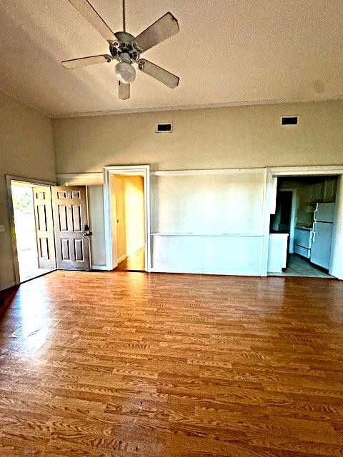 2737 West Cleveland Street, Unit 112 Elloree, SC 29047 - Photo 1 of 6