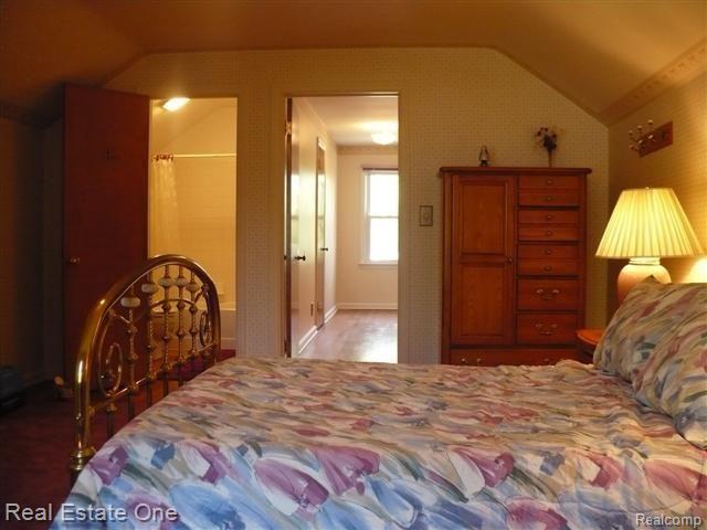 31 Dover Road Waterford, MI 48328 - Photo 14 of 20 31 Dover 202 (Small)