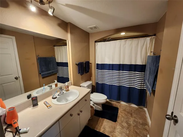 $1,800 | 322 East Central Boulevard, Unit 1514, Orlando, FL 32801