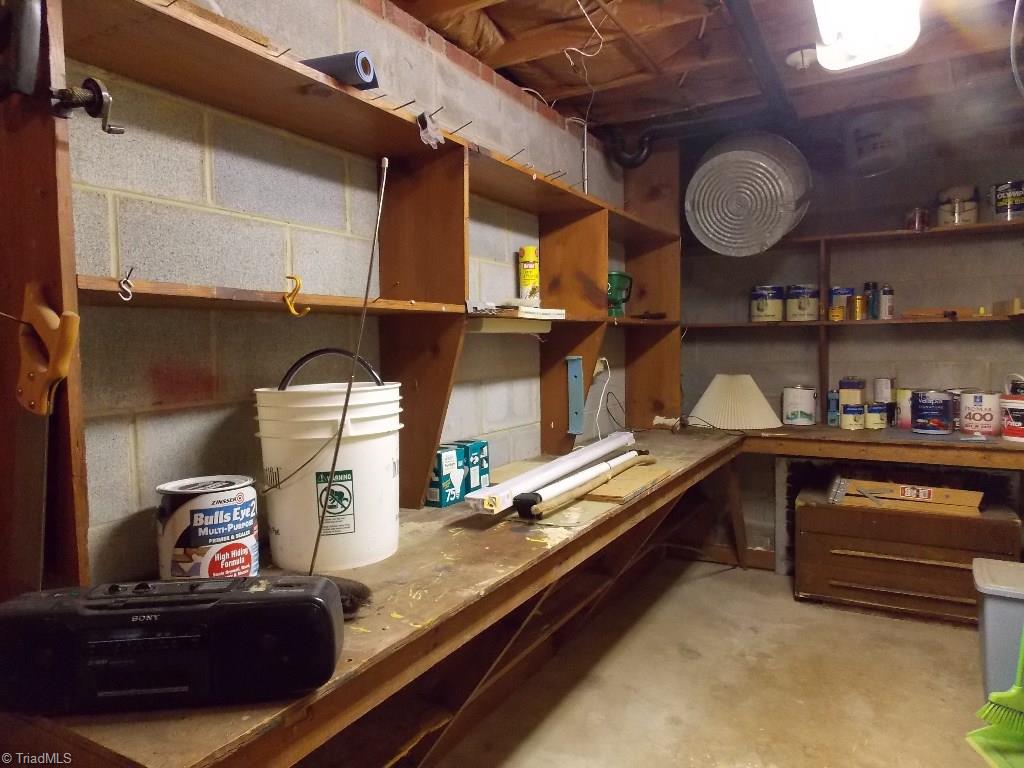 145 Little Beaver Road Lexington, NC 27295 - Photo 24 of 29 Gallery Image 24
