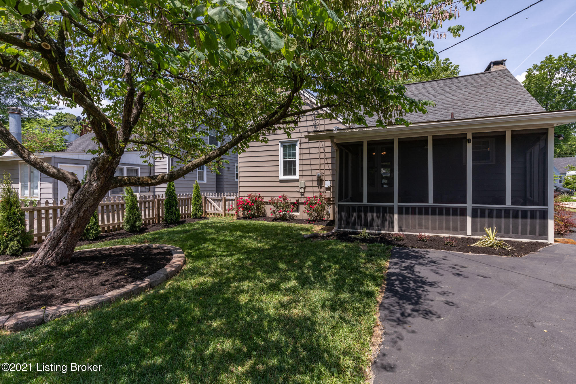 4020 Alton Road Louisville, KY 40207 - Photo 46 of 54 Alton052