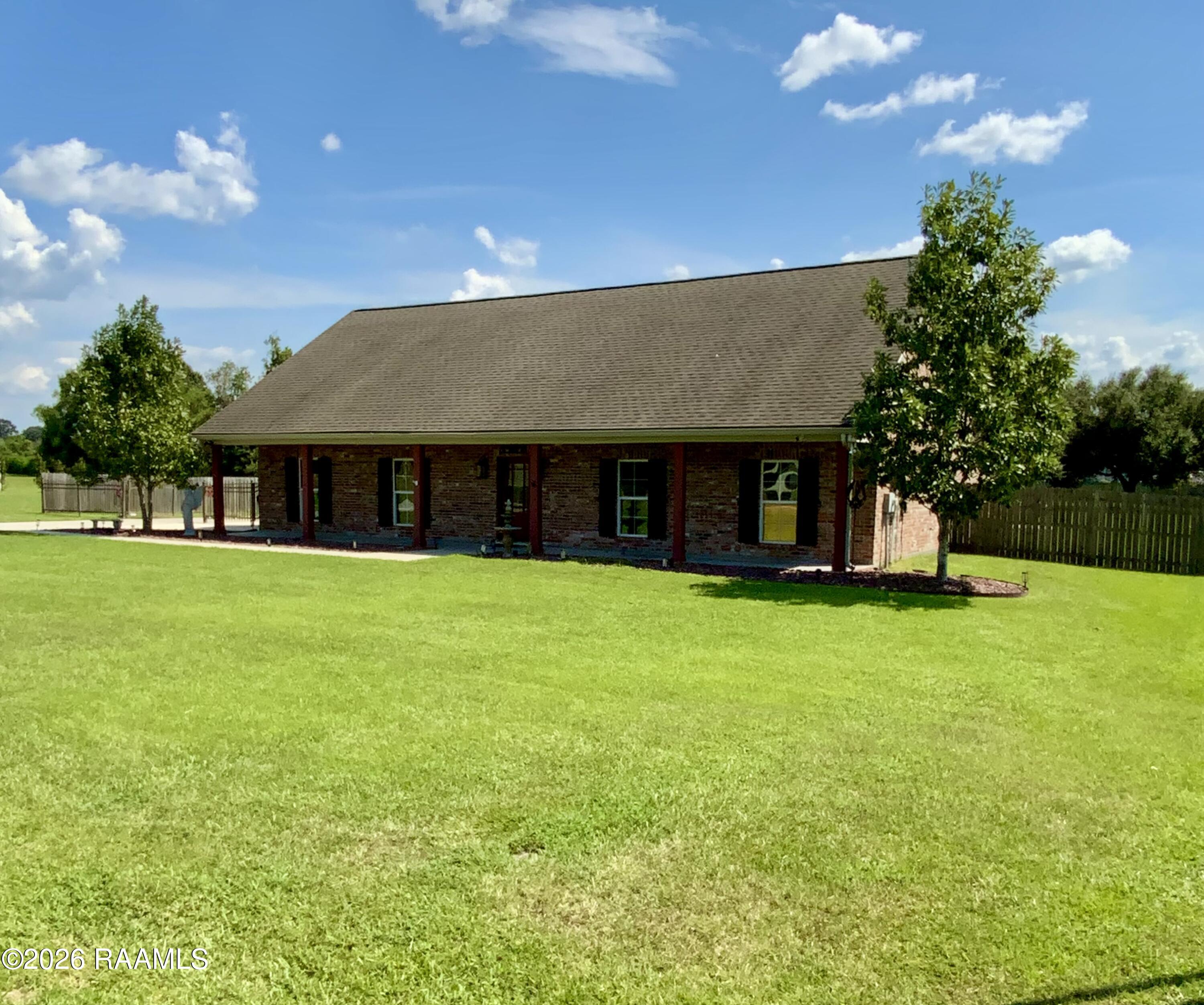 246 East Musique Road Carencro, LA 70520 - Photo 2 of 52 IMG_2572