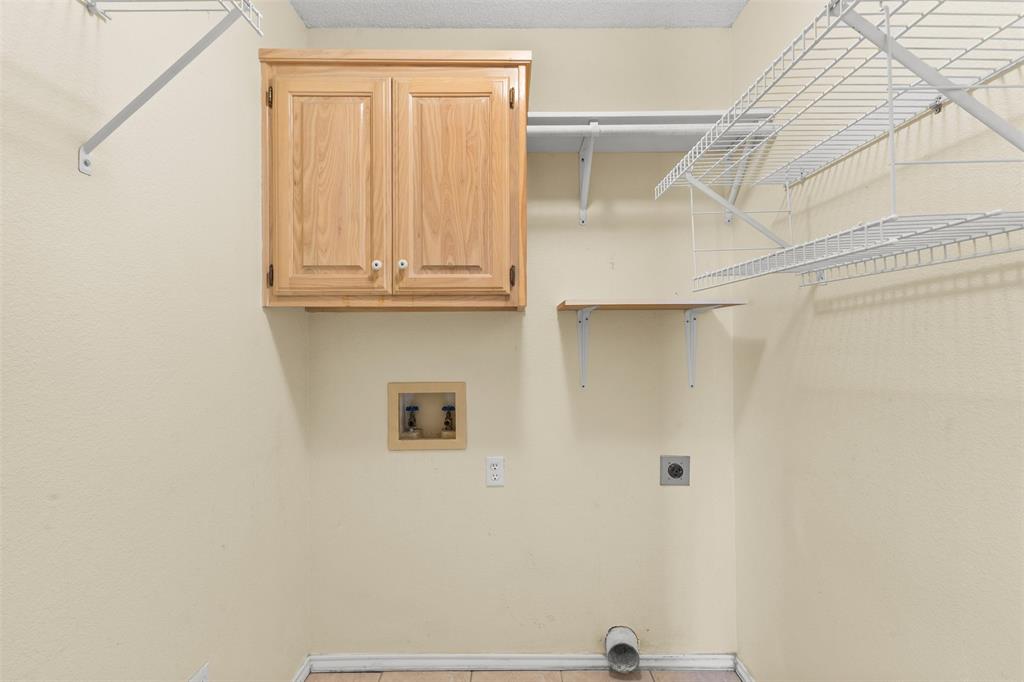 1516 Ryan Road Sulphur Springs, TX 75482 - Photo 18 of 37 a bathroom with a sink