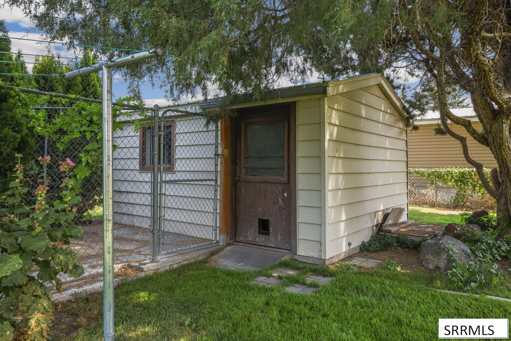 326 West 1st North Rigby, ID 83442 - Photo 36 of 49 Gallery Image 36