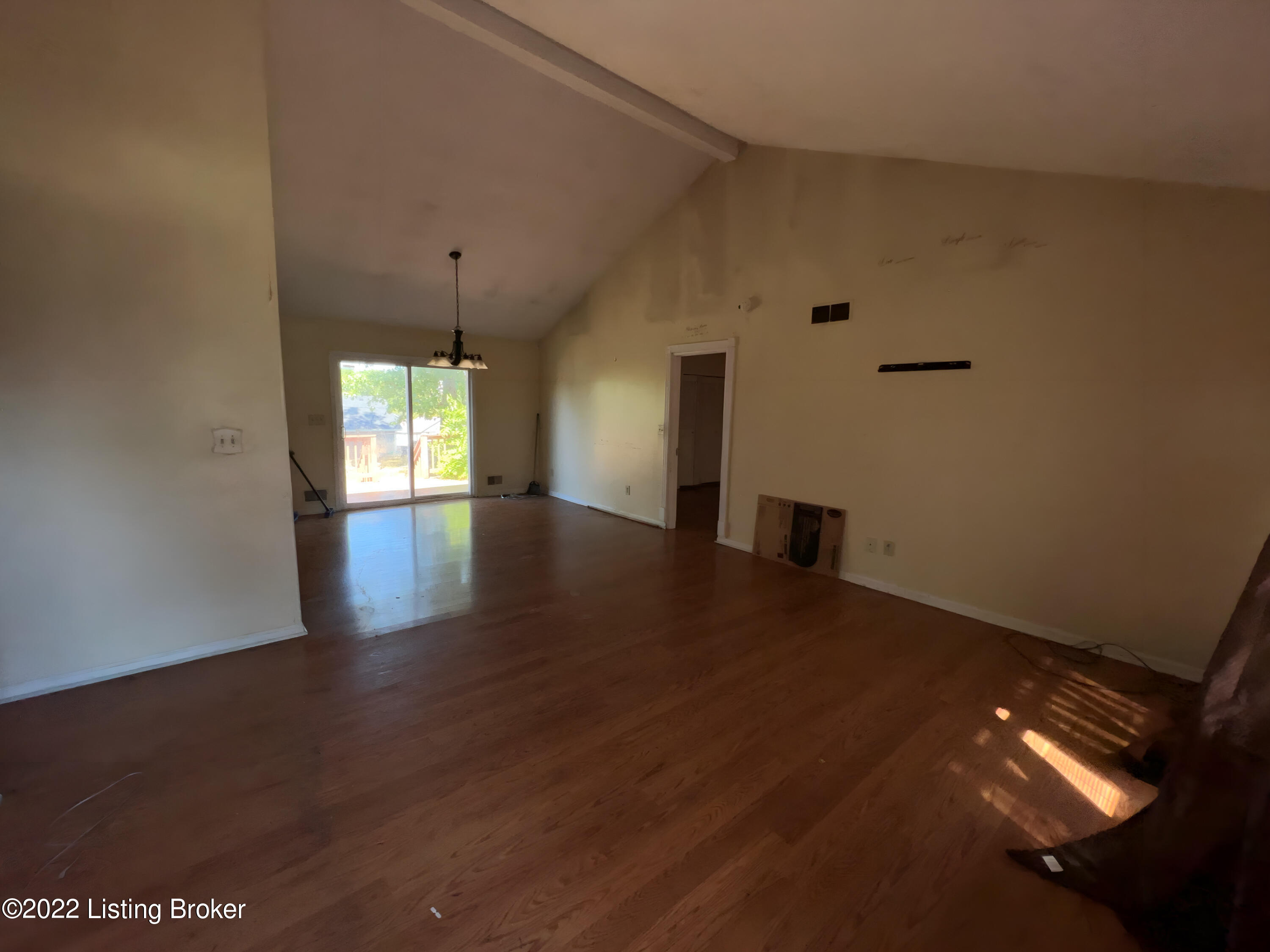 656 Heritage Road Radcliff, KY 40160 - Photo 8 of 11 image_6483441 (3)